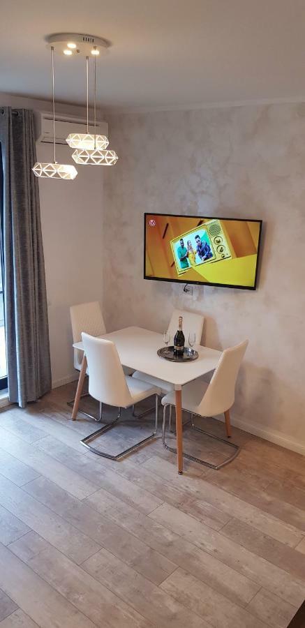 Mg Apartments Mamaia Nord Năvodari Exteriör bild