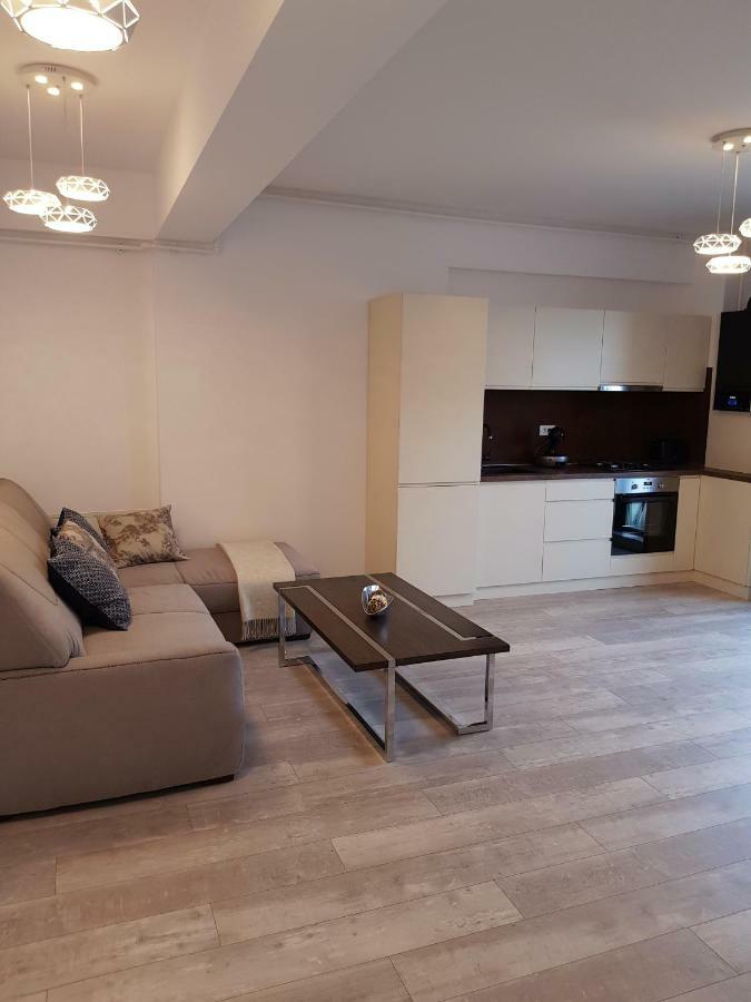 Mg Apartments Mamaia Nord Năvodari Exteriör bild