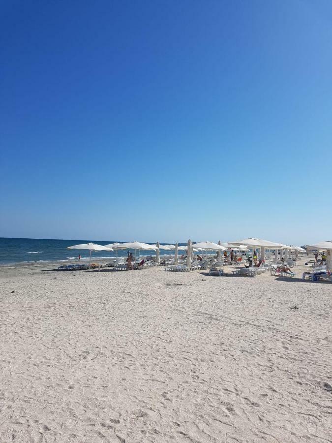 Mg Apartments Mamaia Nord Năvodari Exteriör bild